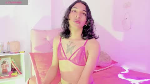 Snapshot of victoriablackfire chatting on December 3, 2025, 4:38 pm Victoria online show from December 3, 2025, 4:38 pm