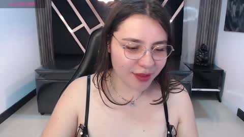 Victoria Gonzalez online show from September 22, 2025, 4:20 pm