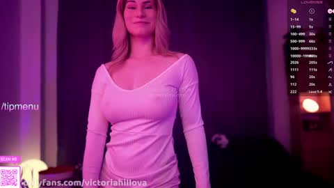 Snapshot of victoriahillova chatting on June 19, 2026, 8:12 pm Victoria Hillova online show from June 19, 2026, 8:12 pm