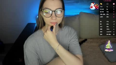 Snapshot of victoriakittty chatting on December 21, 2025, 1:46 am Victoria online show from December 21, 2025, 1:46 am