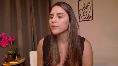Snapshot of victorianova chatting on July 2, 2026, 3:23 am VictoriaNova online show from July 2, 2026, 3:23 am