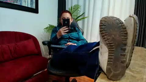 victoriapaker online show from July 26, 2026, 10:44 am