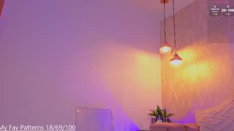 Snapshot of victoriaregia1 chatting on July 30, 2026, 11:20 am Maria Victoria online show from July 30, 2026, 11:20 am