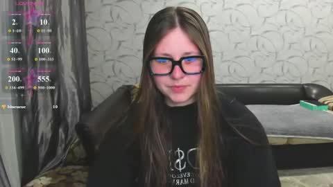 victoriassecrets_ online show from July 6, 2026, 5:59 pm