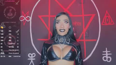 Victoria Vampire online show from October 27, 2025, 6:28 am