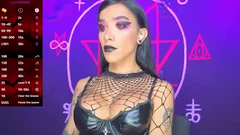 Victoria Vampire online show from November 9, 2025, 9:24 pm