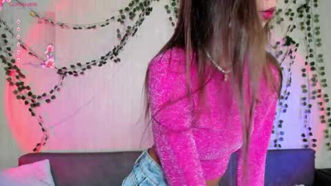 Snapshot of victoriawilder chatting on October 28, 2025, 6:32 pm Victoria online show from October 28, 2025, 6:32 pm