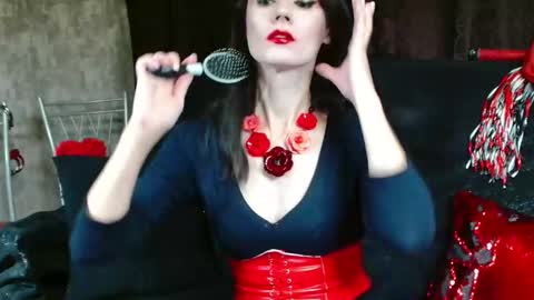 Snapshot of victoryvega chatting on October 17, 2025, 4:20 pm VictoryVega online show from October 17, 2025, 4:20 pm