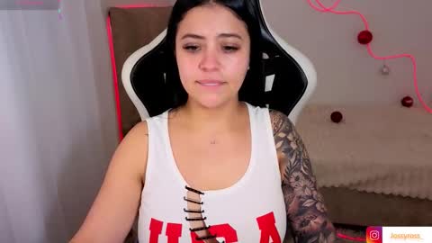 V  I C  T O R I A  online show from November 29, 2025, 6:55 pm