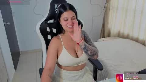 Snapshot of victoryyy__ chatting on April 28, 2026, 7:52 pm V I C T O R I A online show from April 28, 2026, 7:52 pm
