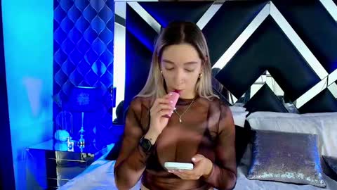 victtoria lee online show from March 1, 2025, 8:10 pm