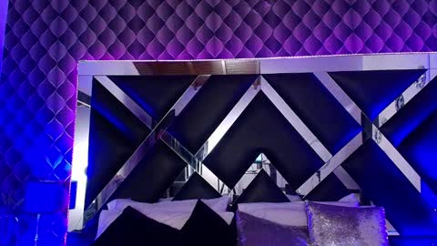 victtoria lee online show from September 18, 2025, 8:22 pm