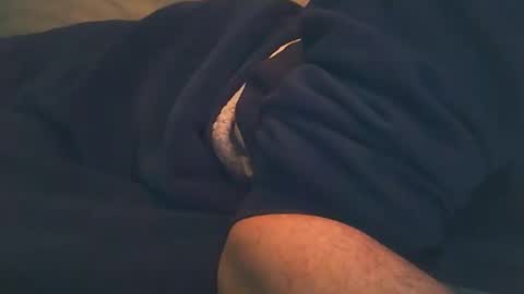 vicvictoree online show from November 12, 2025, 7:03 pm