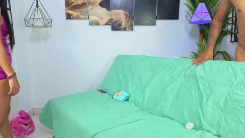 HADE  LEONEL  ALEX online show from October 14, 2025, 12:50 pm