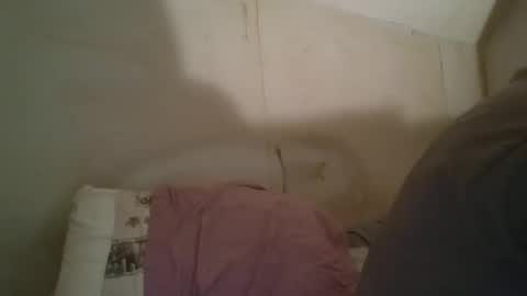 vids1977 online show from February 11, 2025, 12:28 am