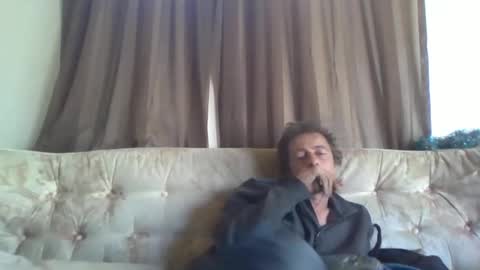 vids1977 online show from October 8, 2025, 10:07 pm