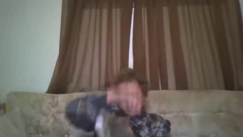 vids1977 online show from October 10, 2025, 4:22 am