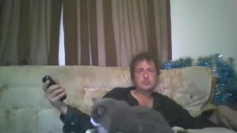 vids1977 online show from October 13, 2025, 2:00 am