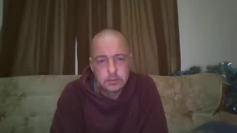 vids1977 online show from October 31, 2025, 11:22 am