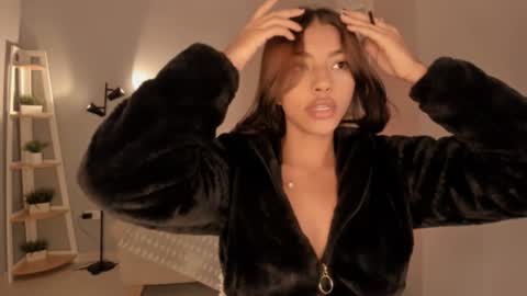 Karla online show from February 4, 2025, 12:33 pm