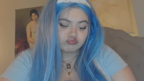 viennavisabelle online show from February 17, 2026, 6:21 am