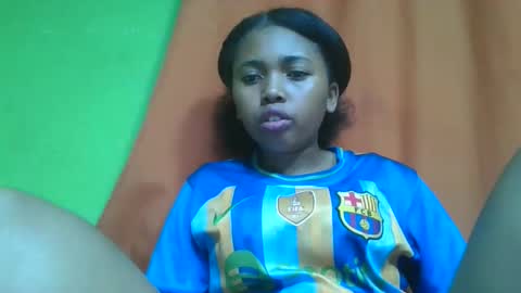 Snapshot of vierge28430 chatting on April 23, 2026, 12:29 pm vierge28430 online show from April 23, 2026, 12:29 pm