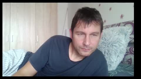 Snapshot of vigond2 chatting on November 10, 2025, 9:30 am vigond2 online show from November 10, 2025, 9:30 am