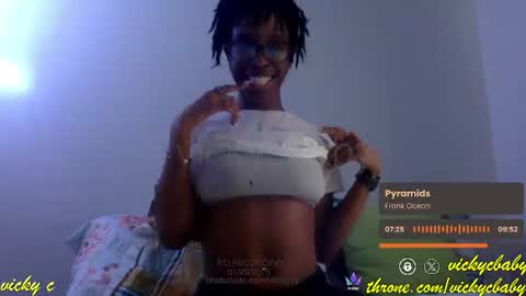 Vicky C Vicky V - Vicky C Baby Baby Vee - Schoolgurl V - V the Qween of Edging - Miss Vicky if U Nasty online show from January 29, 2025, 8:04 pm