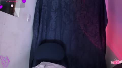 viioleett_cum online show from November 10, 2025, 3:55 pm