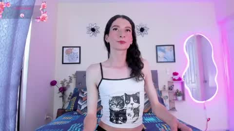 Violet online show from May 12, 2026, 9:12 pm