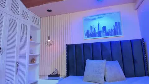 Snapshot of viiolett_lee chatting on September 26, 2025, 9:30 pm Viiolett online show from September 26, 2025, 9:30 pm