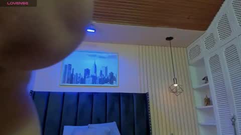 Snapshot of viiolett_lee chatting on October 8, 2025, 9:01 pm Viiolett online show from October 8, 2025, 9:01 pm