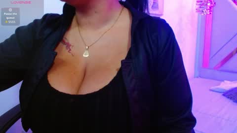 viioleta online show from May 30, 2026, 12:35 pm