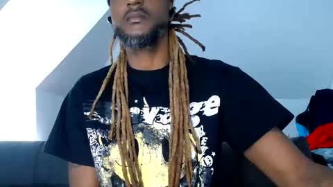 viizin online show from November 10, 2025, 2:49 pm