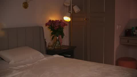 vika54784 online show from May 22, 2026, 5:47 am