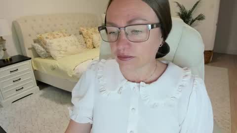 Ukrainian-woman online show from May 2, 2026, 11:04 am