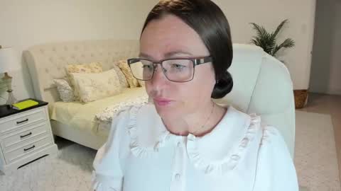 Ukrainian-woman online show from May 4, 2026, 11:28 am