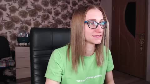 Vika online show from December 17, 2024, 11:49 pm