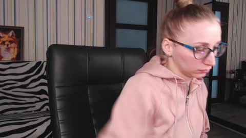 Vika online show from February 27, 2025, 7:55 am