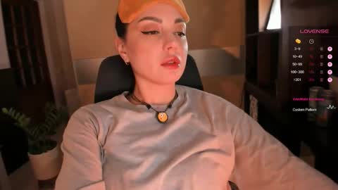Snapshot of vikibellson chatting on September 12, 2025, 6:30 pm Viki Bellson online show from September 12, 2025, 6:30 pm