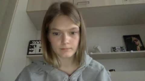 Snapshot of vikilight chatting on February 28, 2026, 2:51 pm vikilight online show from February 28, 2026, 2:51 pm