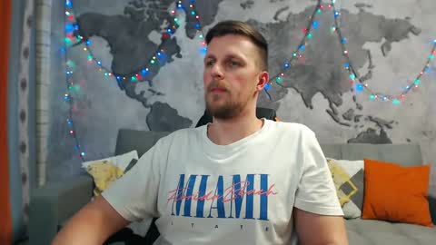 vikingchrisss online show from December 20, 2024, 10:22 pm