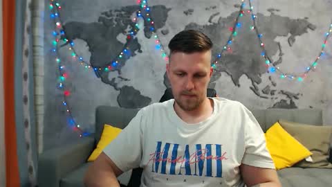 vikingchrisss online show from January 3, 2025, 1:25 pm