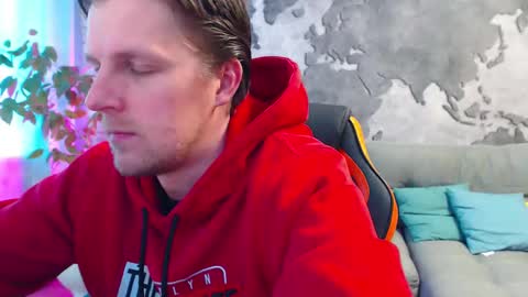 vikingchrisss online show from February 15, 2026, 11:08 am