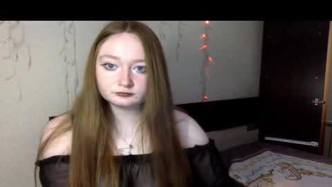 vikippink online show from November 11, 2025, 12:05 pm