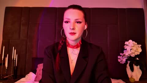 vikki__cute online show from February 2, 2026, 4:06 pm