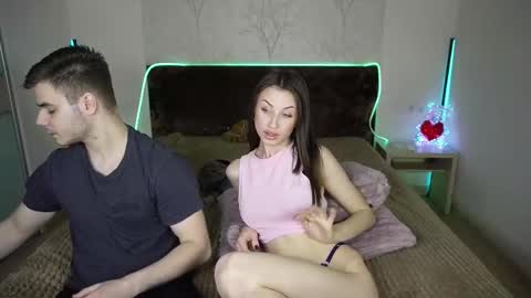 vikki and george online show from November 14, 2025, 10:51 pm