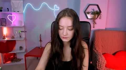 Snapshot of vikki_say chatting on February 5, 2026, 6:51 am Vikki online show from February 5, 2026, 6:51 am