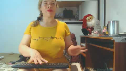 Snapshot of vikktoriaaa chatting on December 2, 2024, 5:48 am VIKKKTORIAAA online show from December 2, 2024, 5:48 am