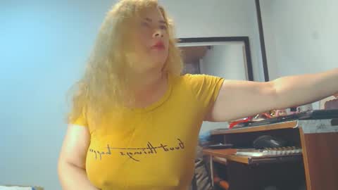 Snapshot of vikktoriaaa chatting on March 12, 2025, 8:51 am VIKKKTORIAAA online show from March 12, 2025, 8:51 am